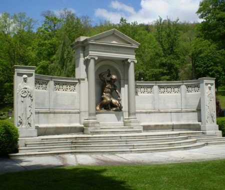 Drake-Statue-Oil-Region