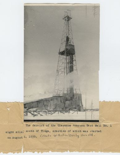  first North Dakota oil well newspaper photo of drilling rig.