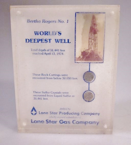 A 1974 souvenir plaque of the Bertha Rogers No. 1 World's Deepest Well.