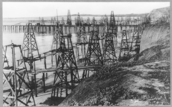 California Oil Piers