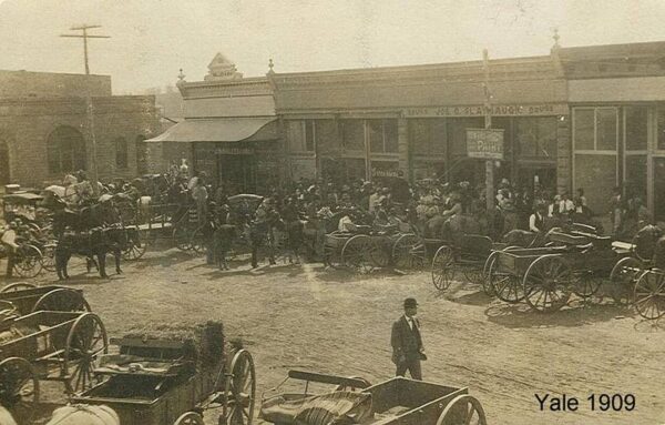 Yale Oklahoma downtown scene during Pawnee Bill Oil company days