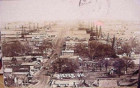 
The Oklahoma, railroad town of Kiefer, at the Glenn Pool oilfield, circa 1909. Photo courtesy Tulsa City-County Library.